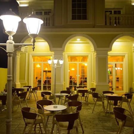 Imperial Hotel *