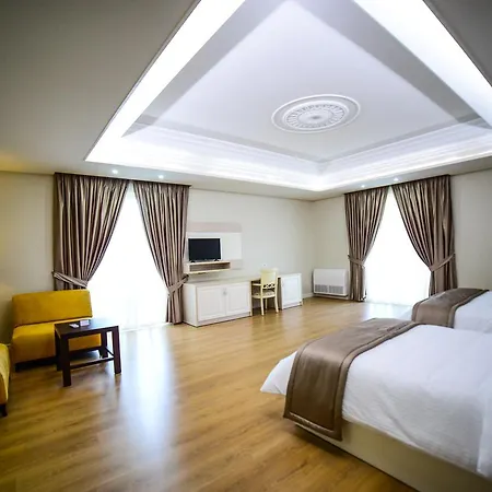 Hotel Imperial *